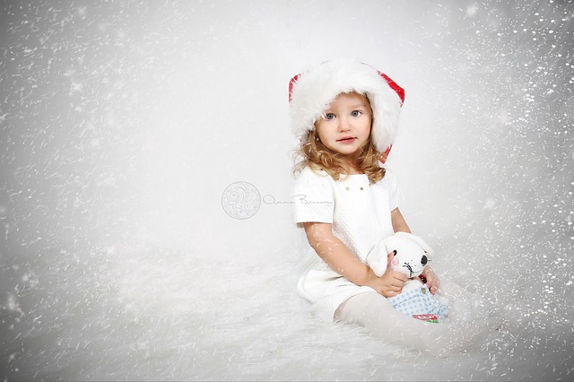 photographing-children-735224_640