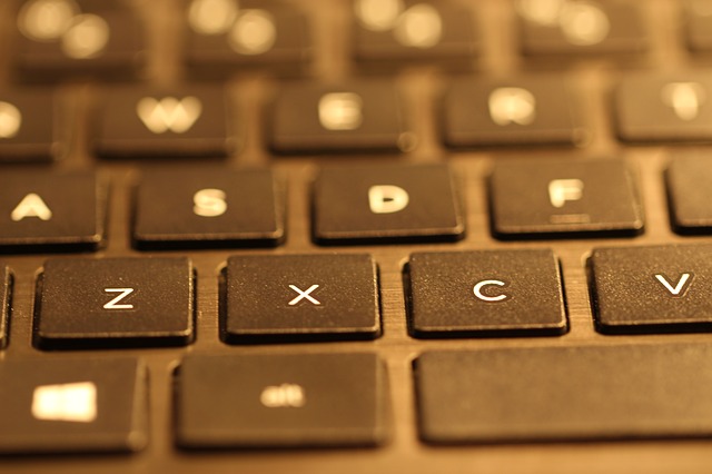 keyboard-993427_640